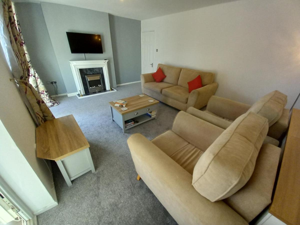 Leominster 3 Bedroom House Parking Garden Private Exteriör bild